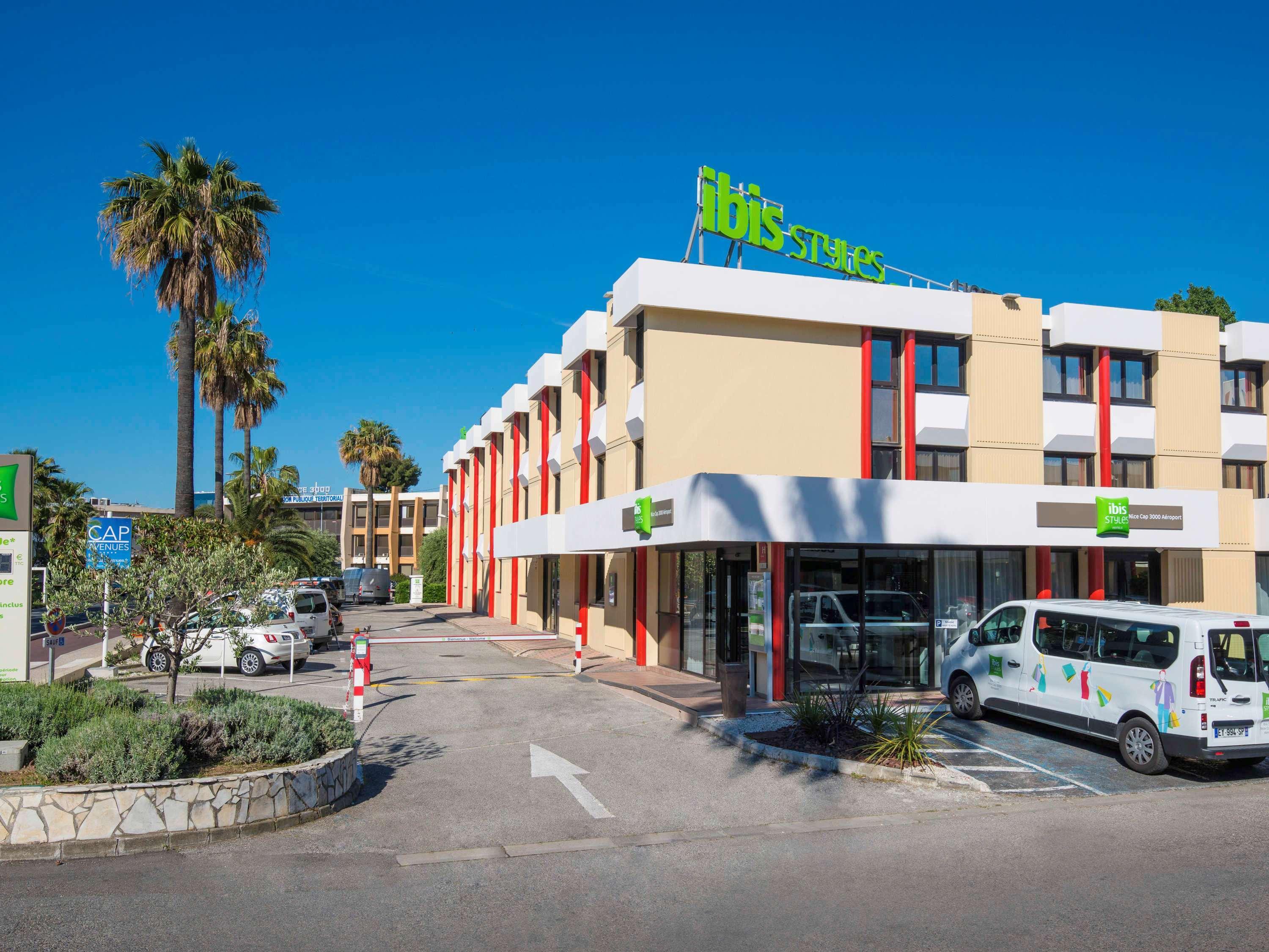 Ibis Styles Nice Cap 3000 Aeroport Saint-Laurent-du-Var Dış mekan fotoğraf