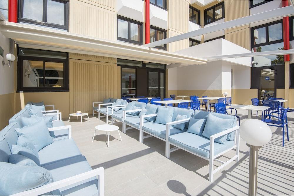 Ibis Styles Nice Cap 3000 Aeroport Saint-Laurent-du-Var Dış mekan fotoğraf